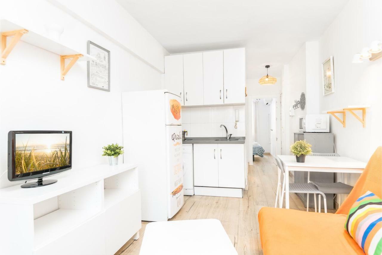 Suite Homes Malagueta Beach มาลากา ภายนอก รูปภาพ